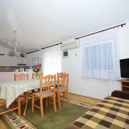 Apartment Vinceljak *